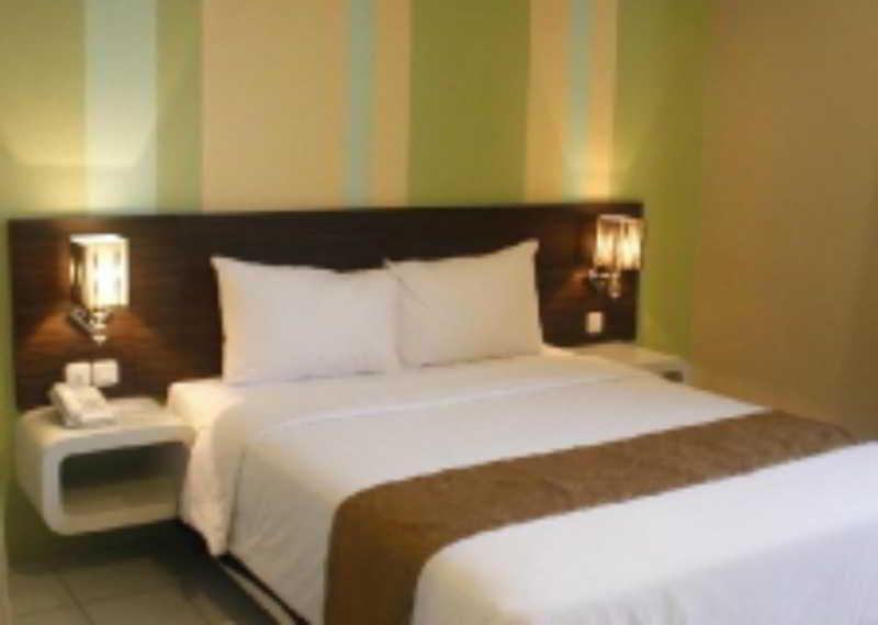 Pose In Hotel Yogyakarta Exterior photo